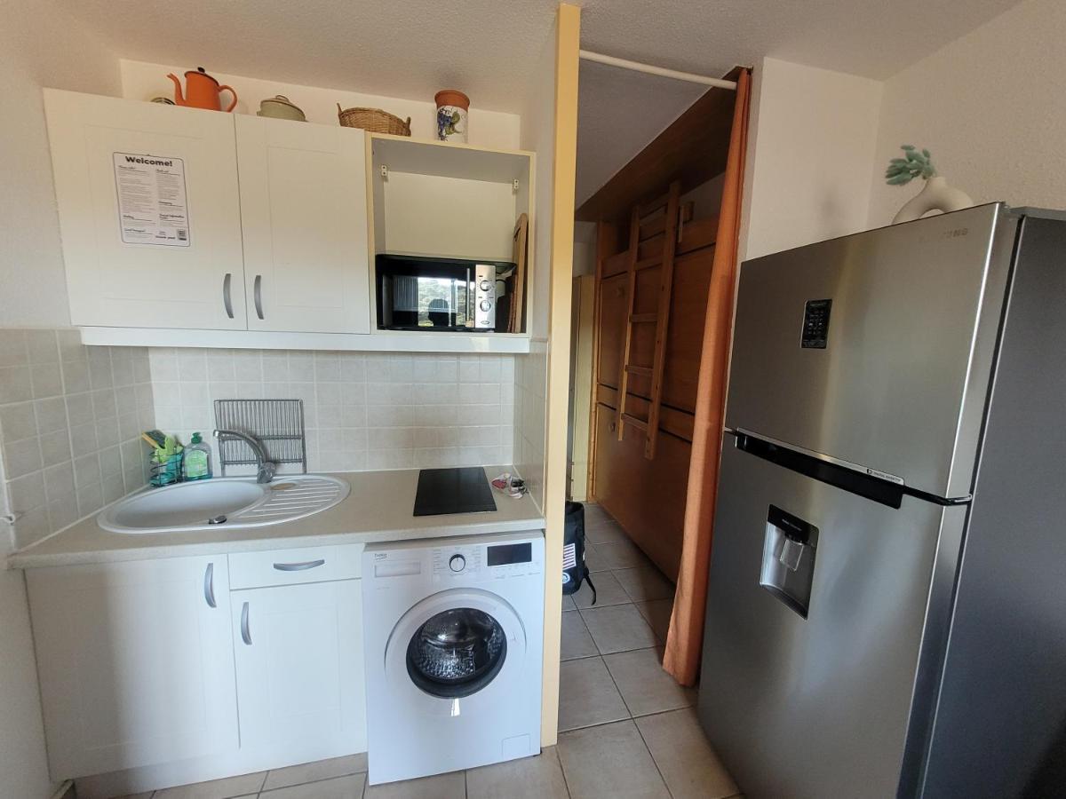 Appartement Paisible Avec Vue Panoramique Mer Et Acces Direct Plage Борм-ле-Мімоза Екстер'єр фото